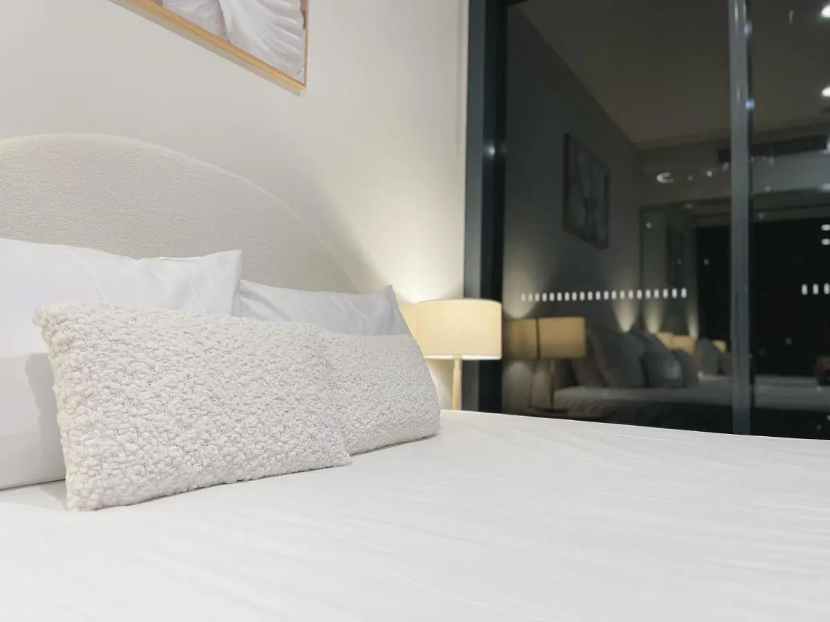 Cultural Oasis Kingbed Apt At South Bank بريزبين 0*,  أستراليا